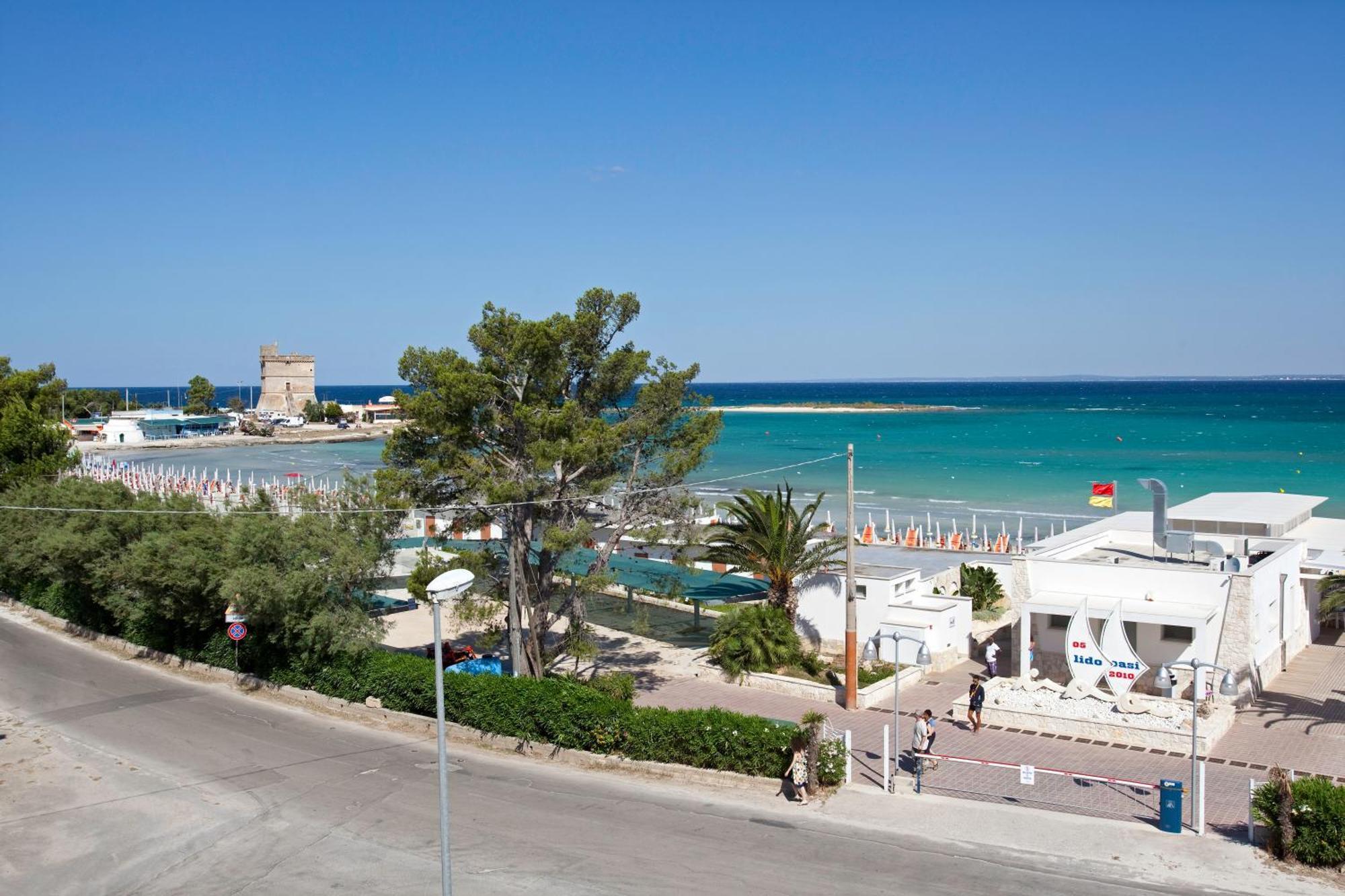 Residenza Del Mare Hotell Sant Isidoro  Exteriör bild
